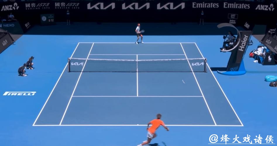 兹维列夫3-1逆转迪亚洛 连续十年闯过澳网首轮关 兹维列夫3-1逆转迪亚洛 连续十年闯过澳网首轮关