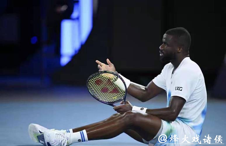 澳网男单第4轮:德米纳尔3-0横扫布勃里克进8强 澳网男单第4轮:德米纳尔3-0横扫布勃里克进8强