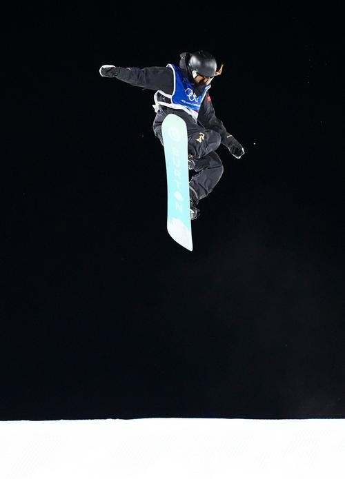 中国小将张小楠晋级冬奥会单板女子大跳台决赛 中国小将张小楠晋级冬奥会单板女子大跳台决赛